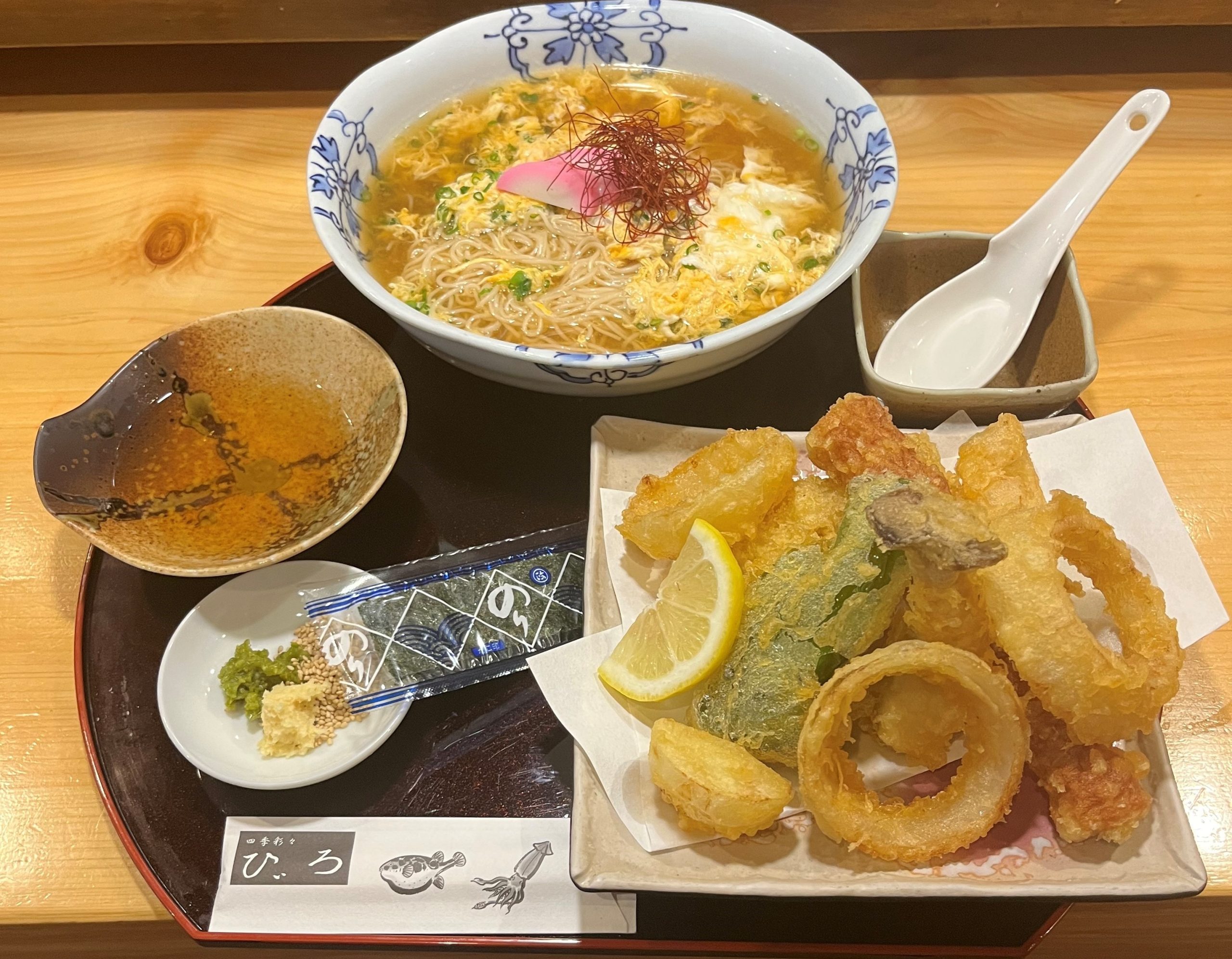 鶏の天ぷらと鶏ガラスープのあっさり煮麺